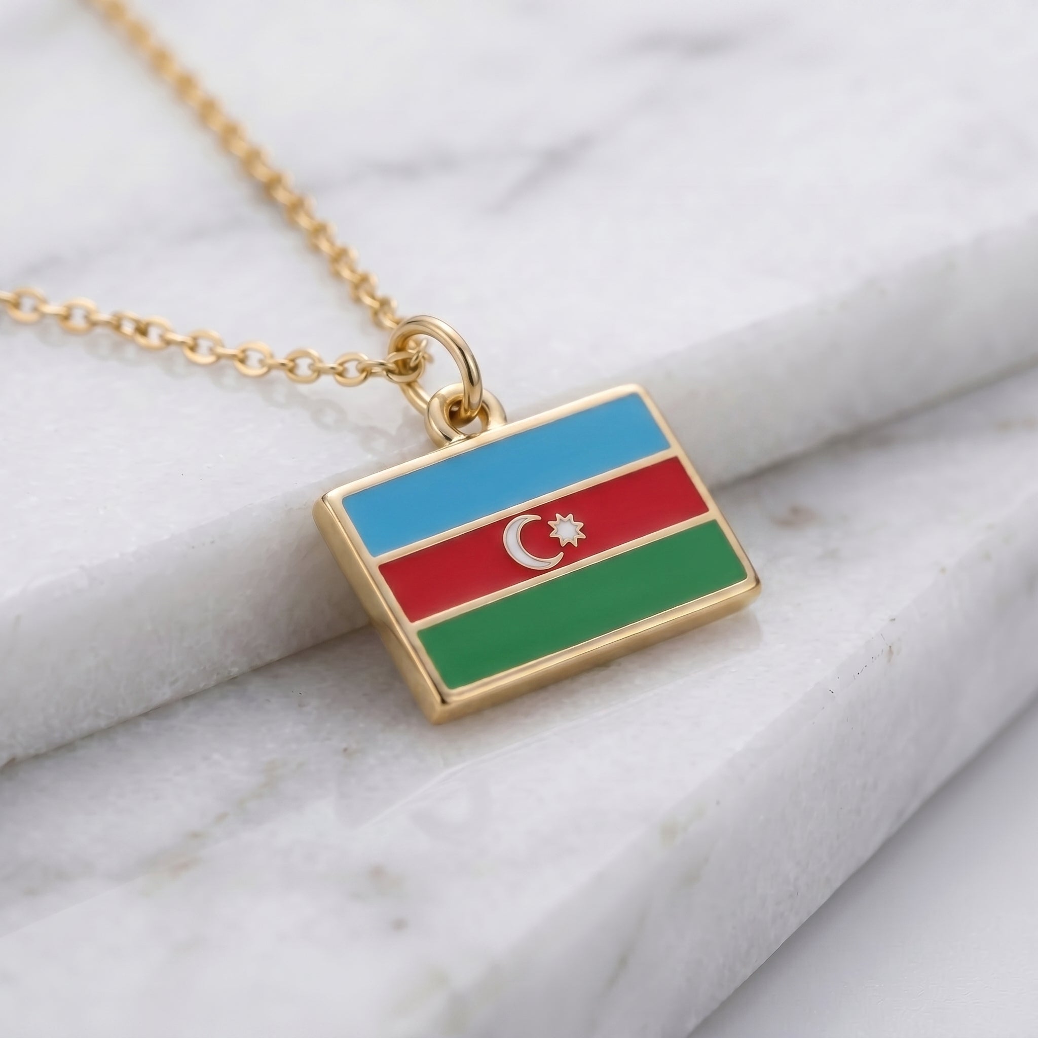 Azerbajdzsán zászló charm · Arany