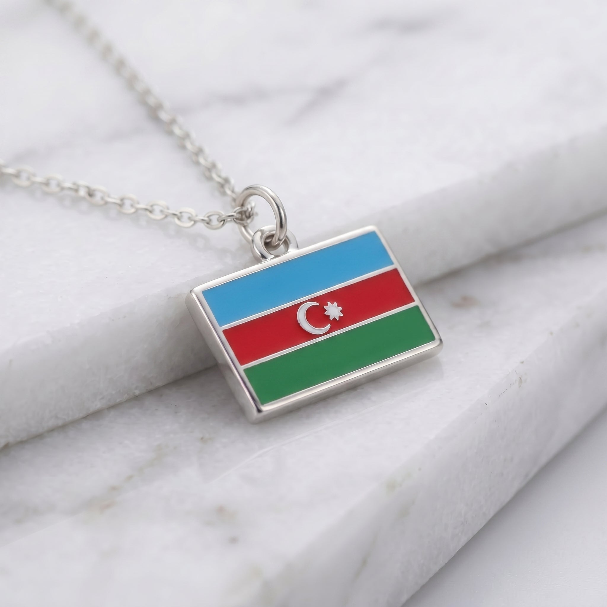Azerbajdzsán zászló charm · Ezüst