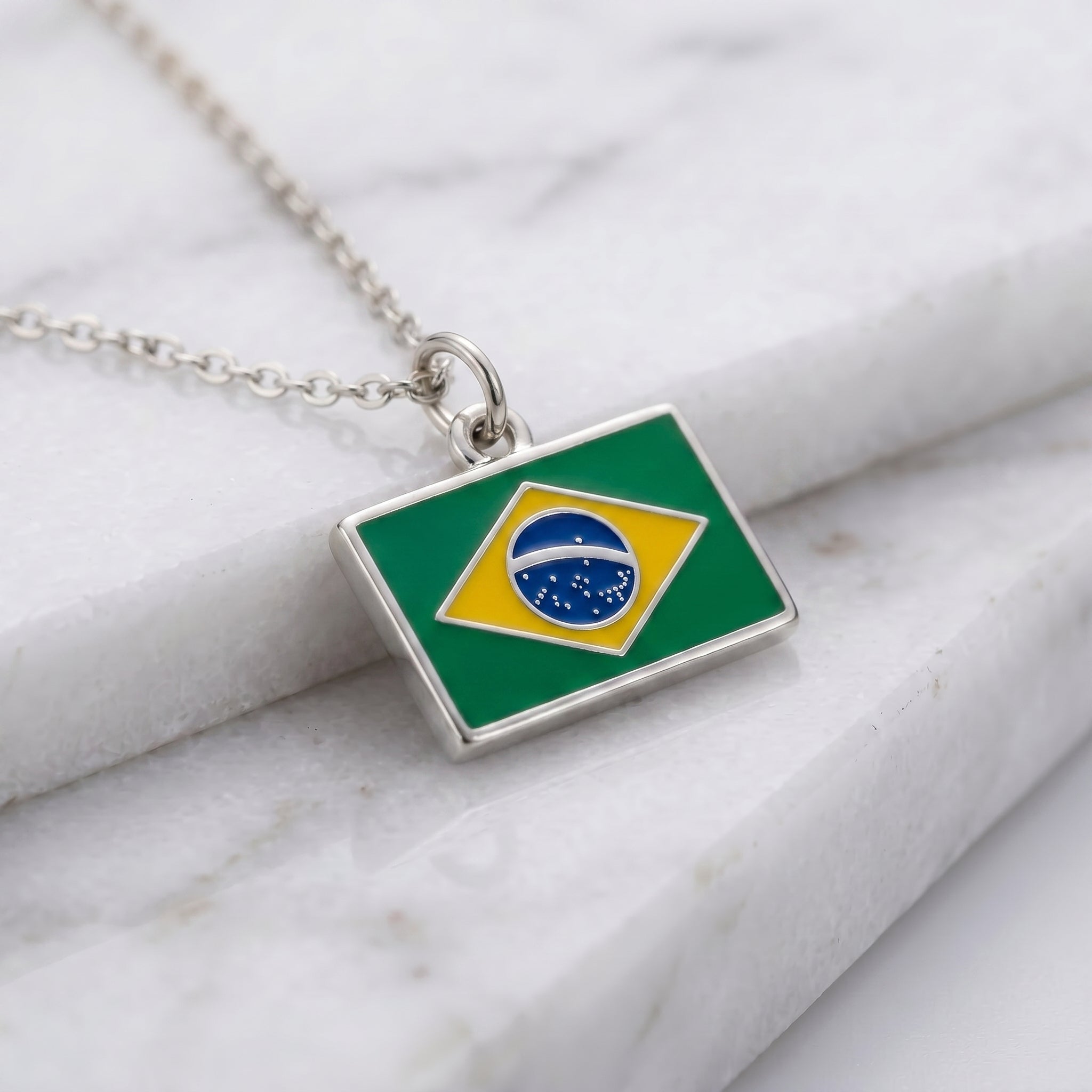 Brazília zászló charm · Ezüst