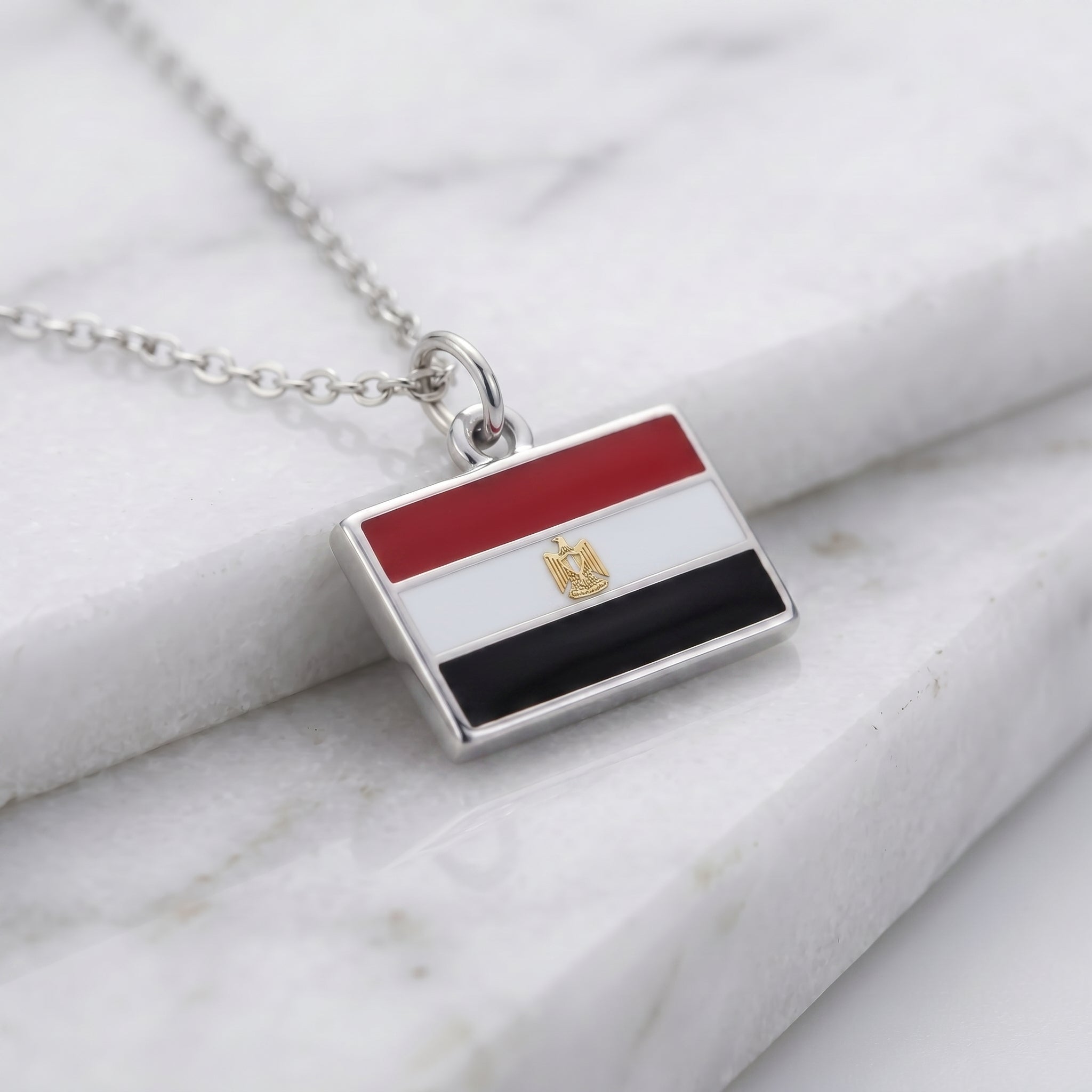 Egyiptom zászló charm · Ezüst
