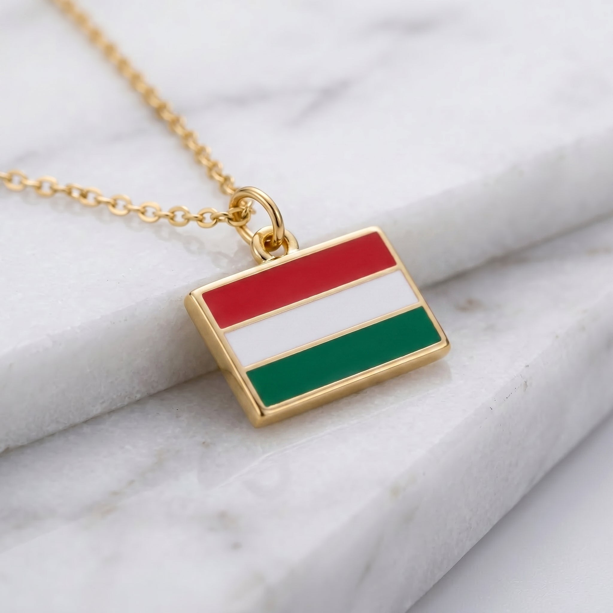 Magyarország zászló charm · Arany