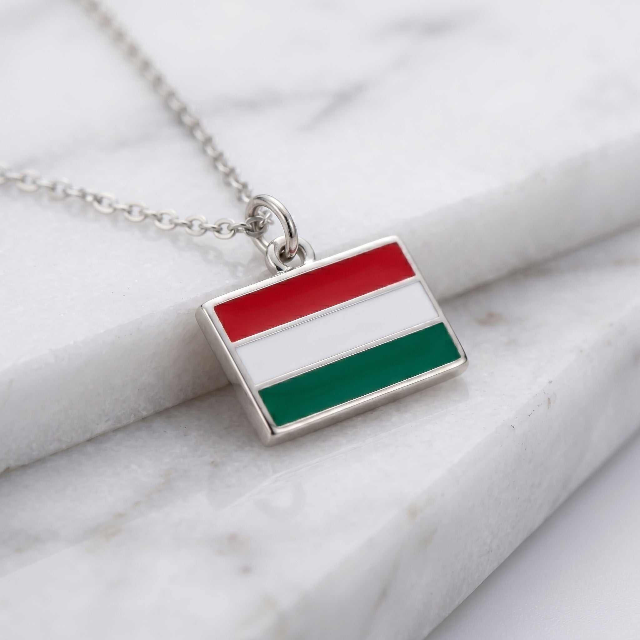 Magyarország zászló charm · Ezüst