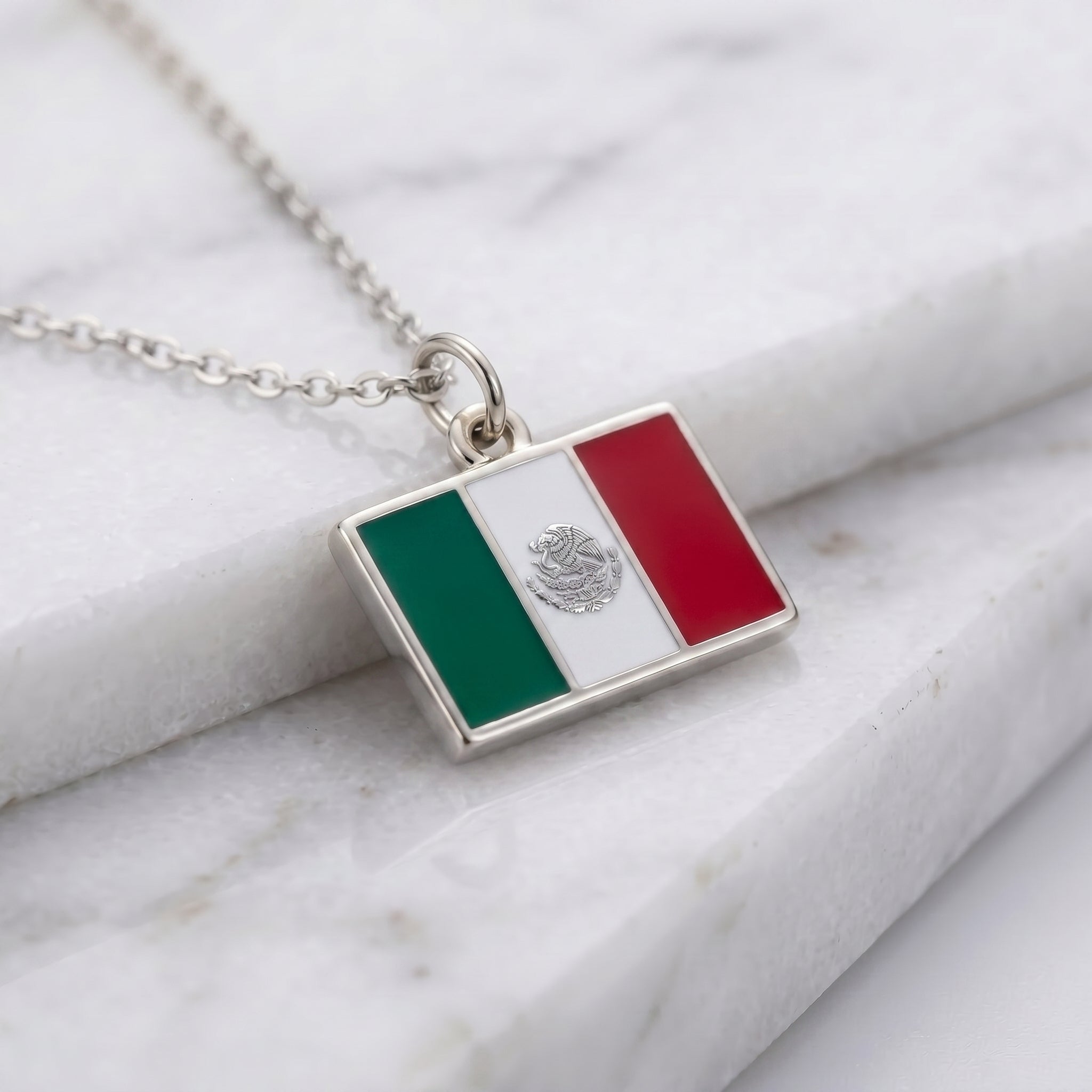 Mexikó zászló charm · Ezüst
