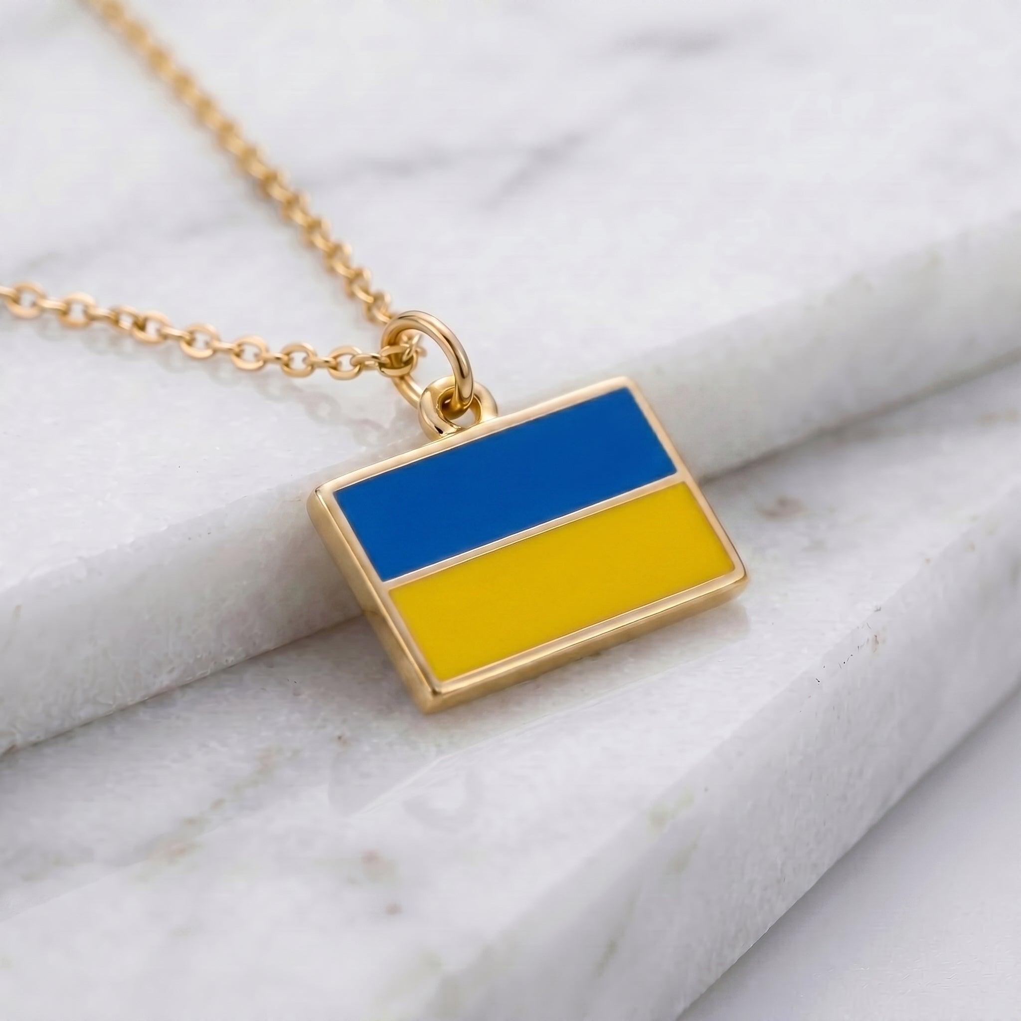 Ukrajna zászló charm · Arany